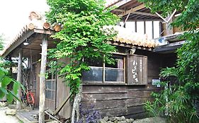 今帰仁の宿ハイビスカス